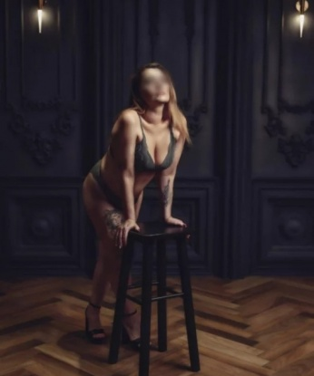 Яна